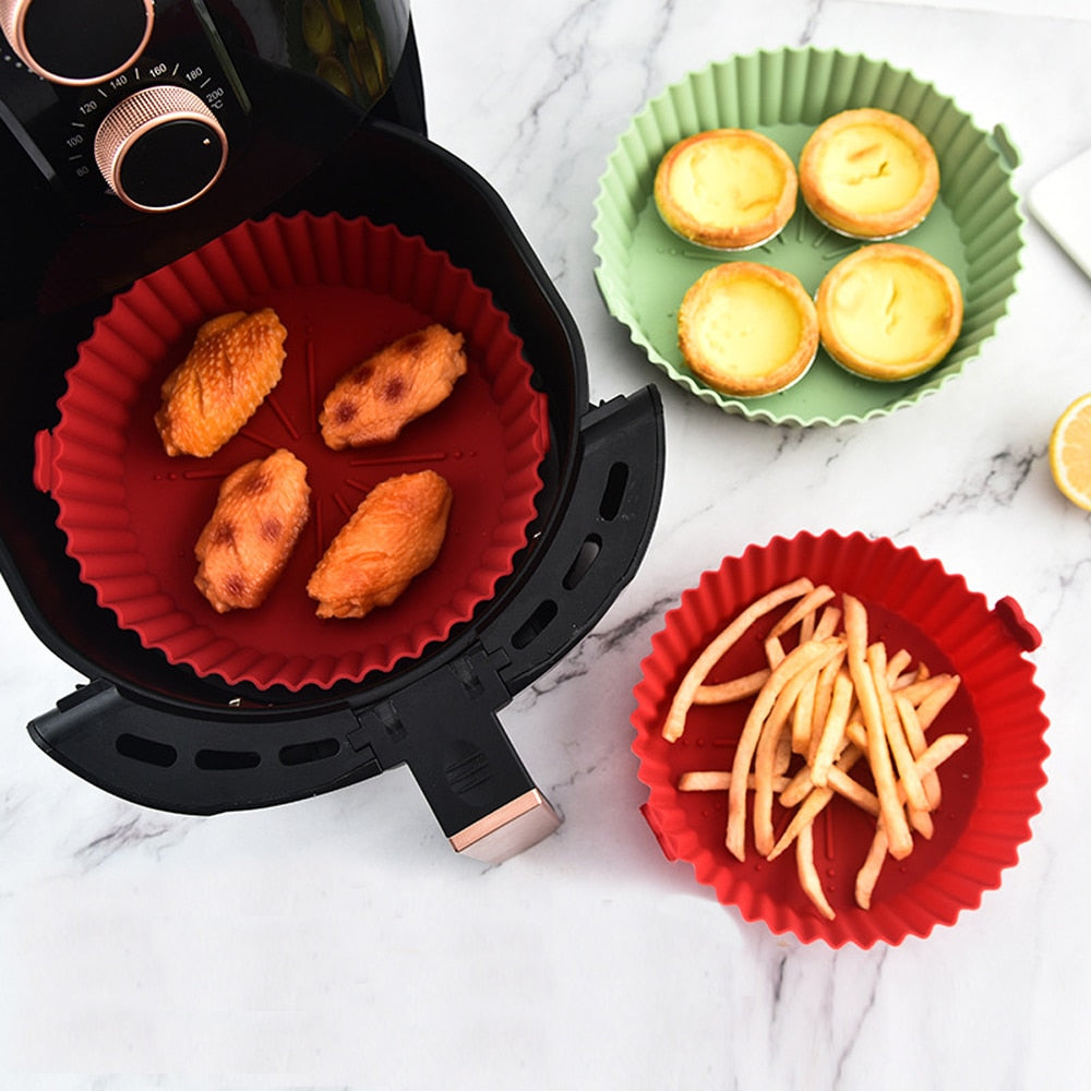 PROMOCÃO ! Kit 6 Formas Airfryer Tamanhos Variados Silicone Antiaderente Micro-ondas Lavável Com Alça